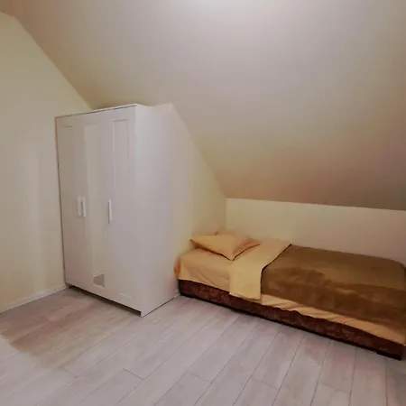 Dom Przy Lawendowej Altanie Apartamento *
